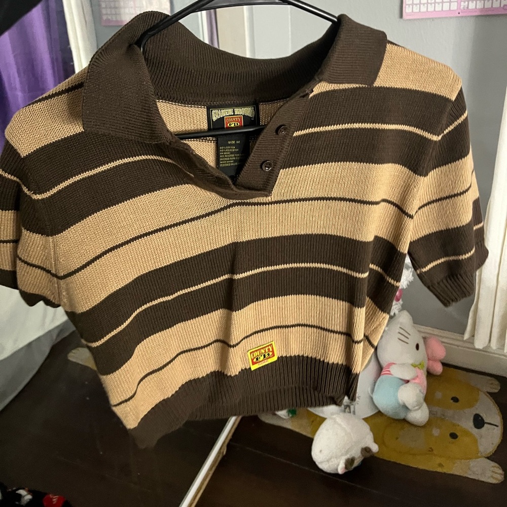 Cute Hispanic shirt. Brown and black. Wore only just to try on!